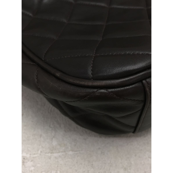 Chanel Drawstring Leather Shoulder Bag - Picture 7 of 7